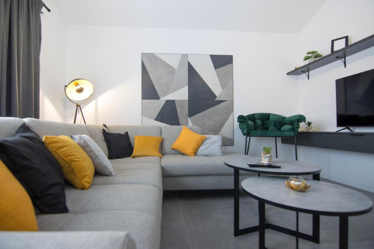 Stina Apartment Biograd Na Moru Luaran gambar