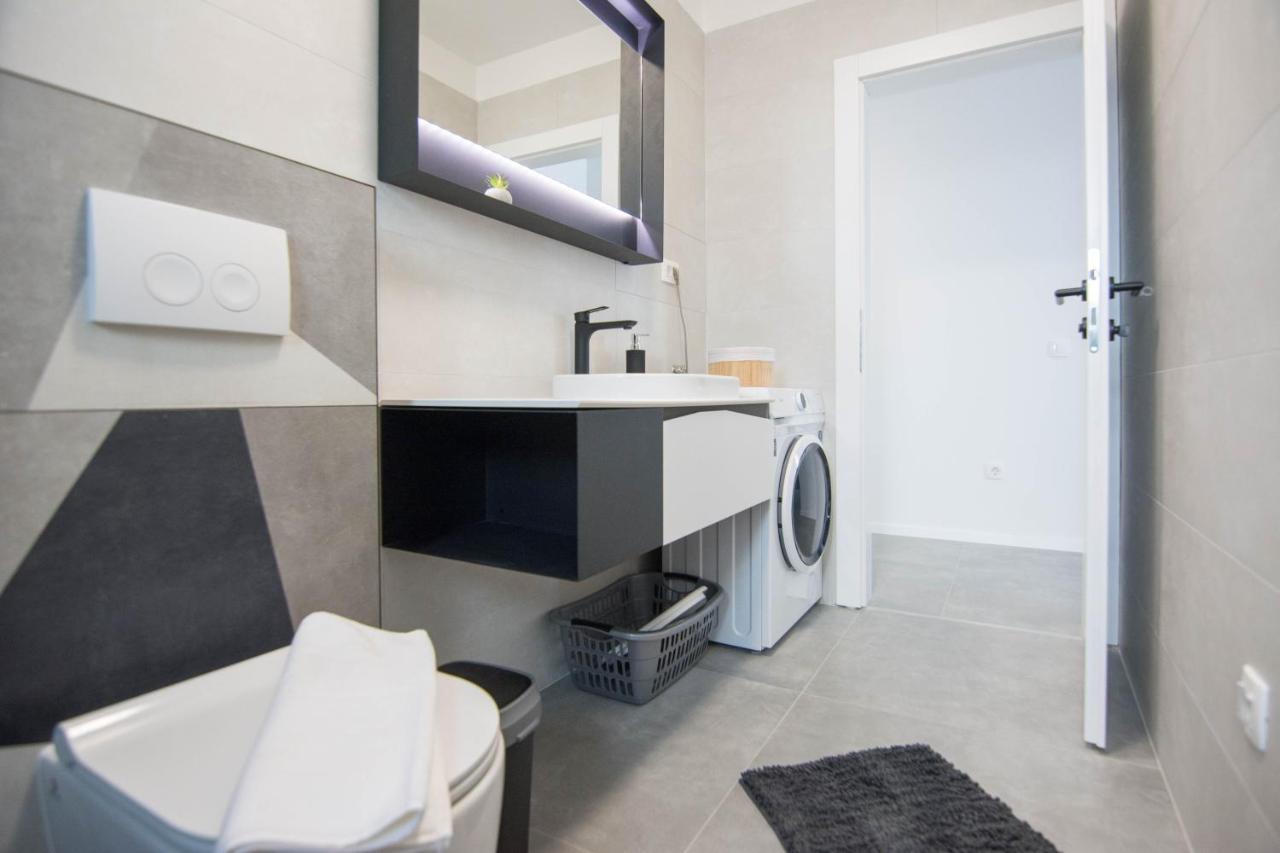 Stina Apartment Biograd Na Moru Luaran gambar