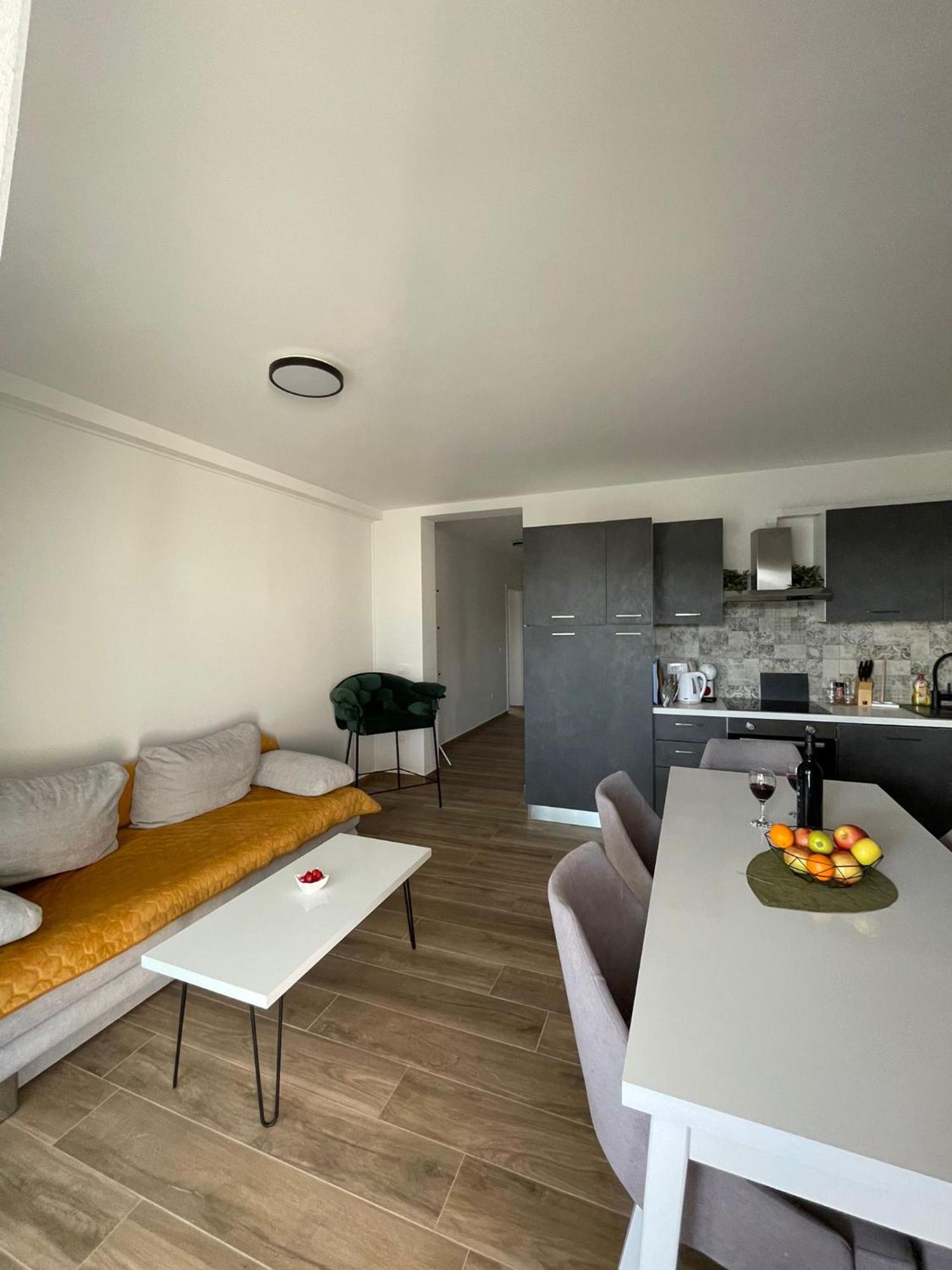 Stina Apartment Biograd Na Moru Luaran gambar